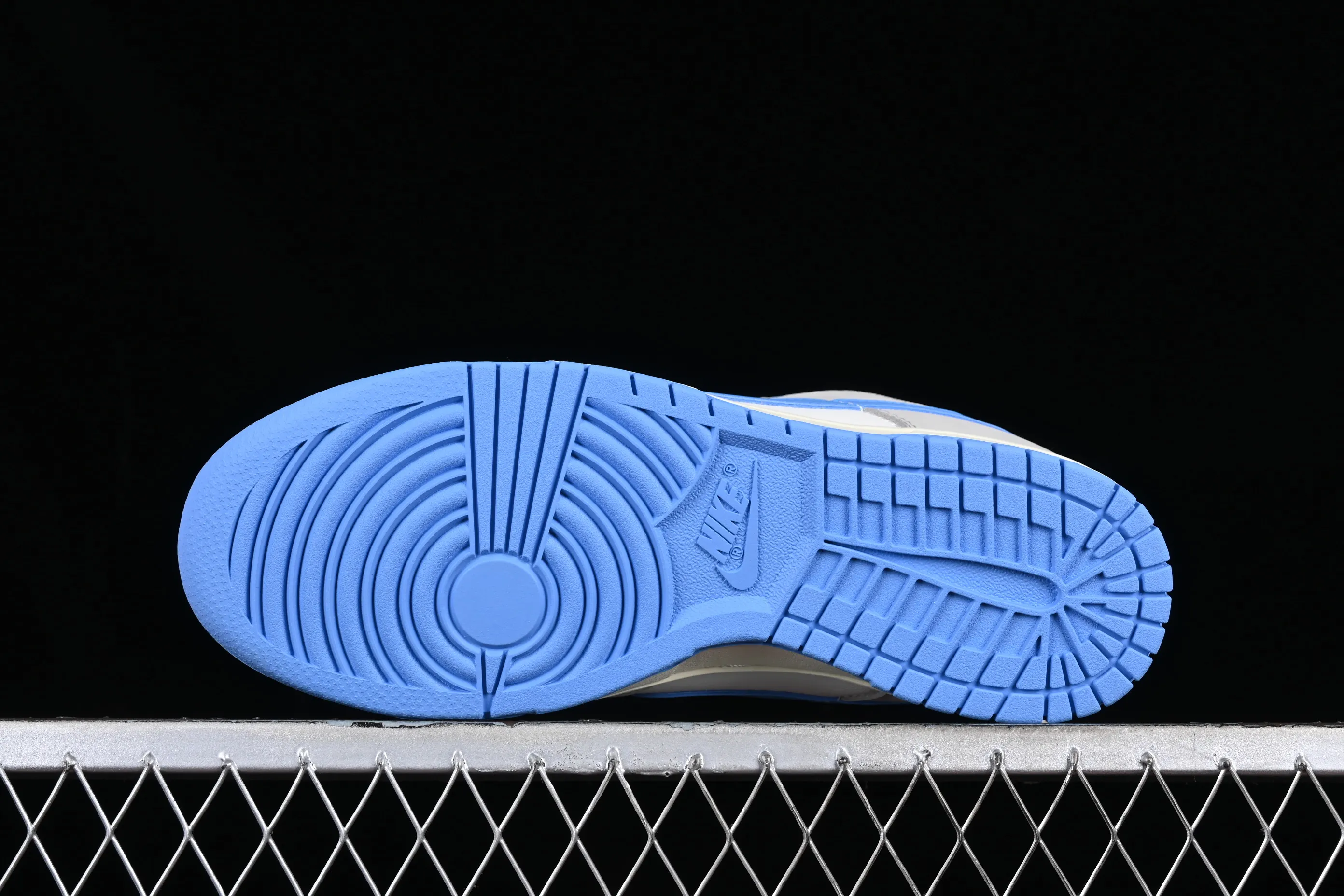 All categories Nk SB Dunk series Nk SB Dunk Low low-top sneakers F version Nk Dunk Low "Athletic Department" gray blue SB low-top casual sneakers FN7488-133